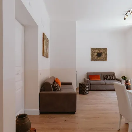 Апартаменты A World Aparts - 504 Corso Рим